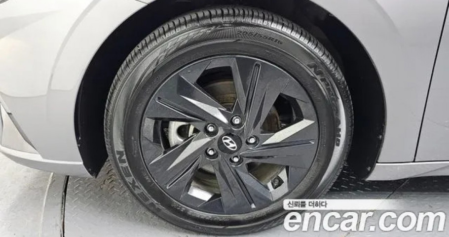 Hyundai Avante 