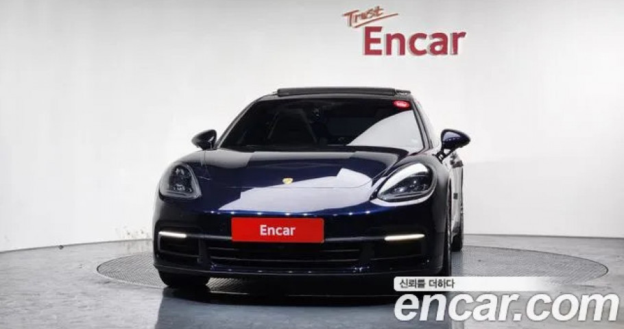 Porsche Panamera 