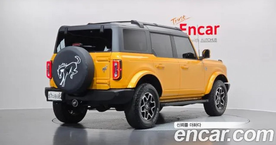 Ford Bronco 