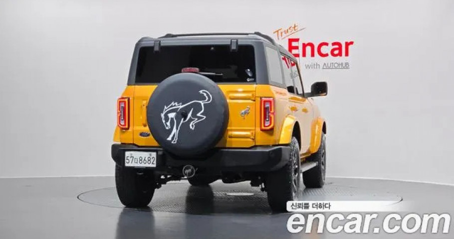 Ford Bronco 