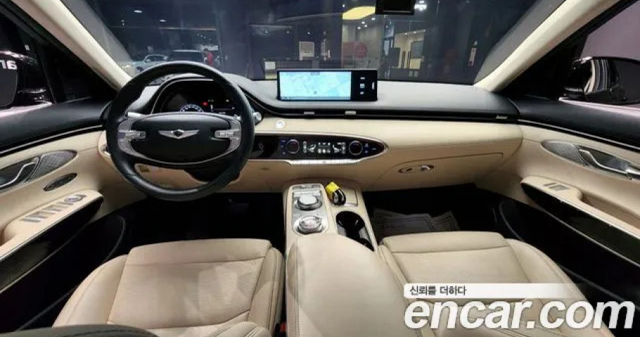 Genesis Gv70 