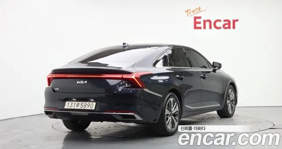 Kia K8 