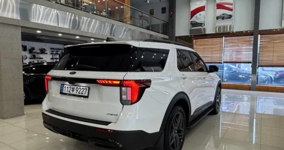 Ford Explorer 