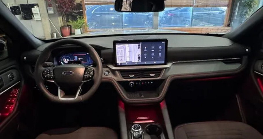 Ford Explorer 