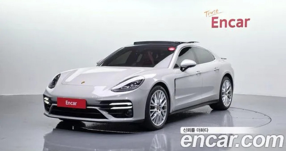 Porsche Panamera 