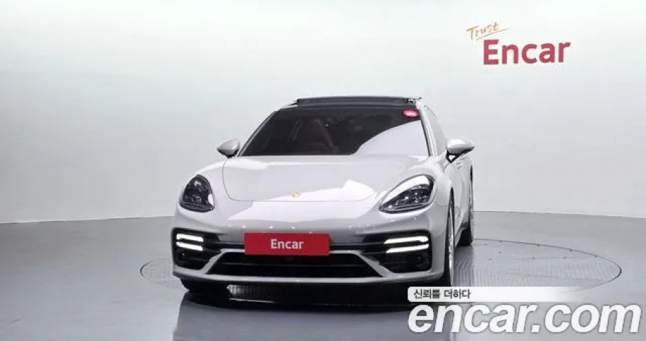 Porsche Panamera 