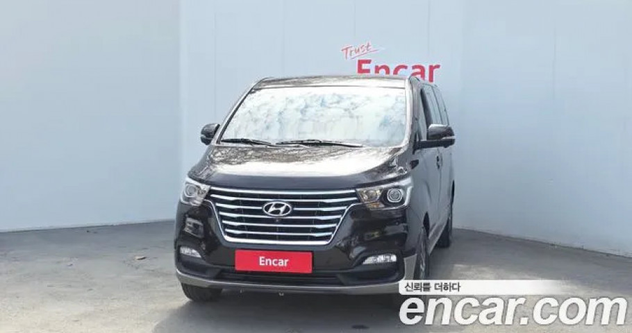 Hyundai Starex 
