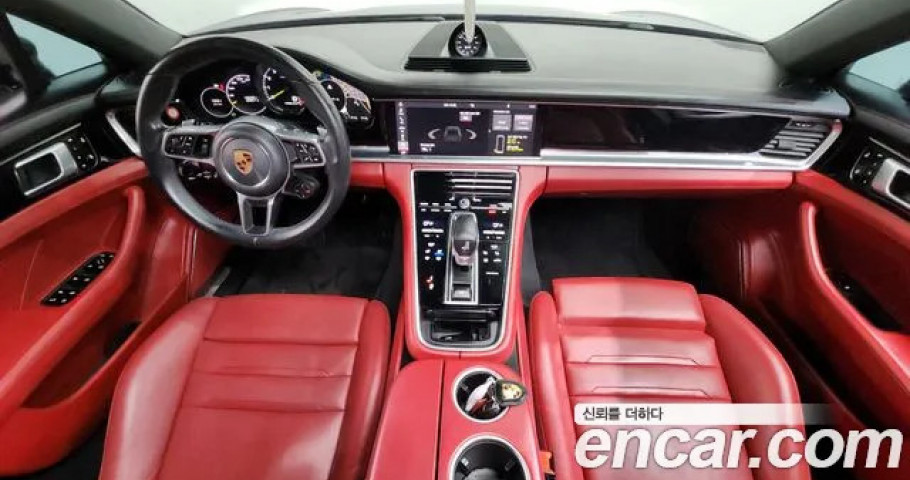Porsche Panamera 