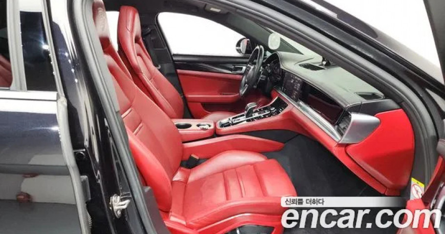 Porsche Panamera 