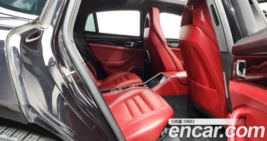 Porsche Panamera 