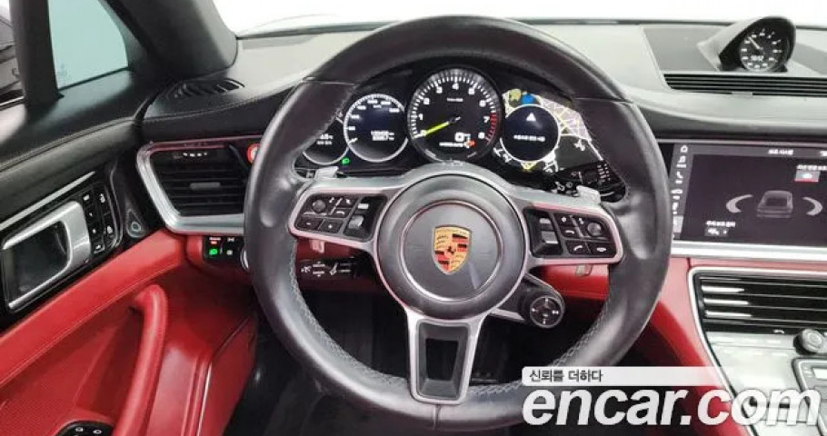 Porsche Panamera 