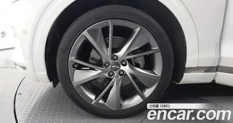 Genesis Gv70 