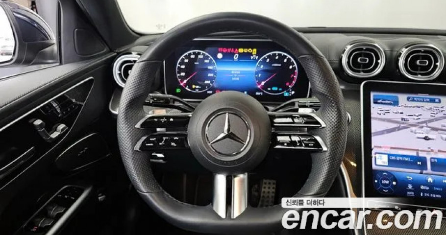 Mercedes-Benz C-Class 