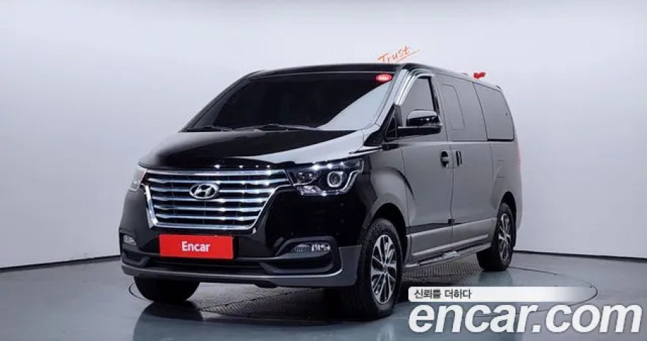 Hyundai Starex 