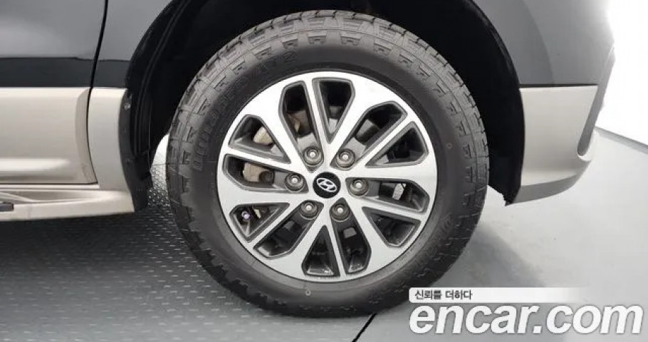 Hyundai Starex 