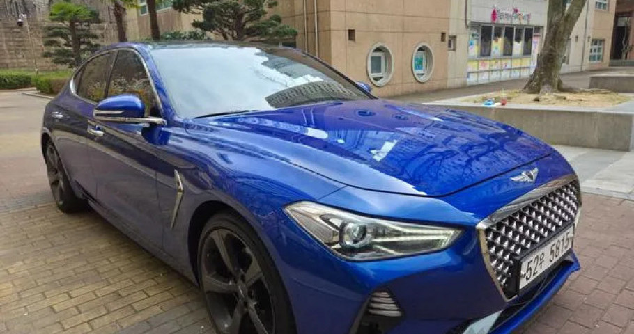 Genesis G70 
