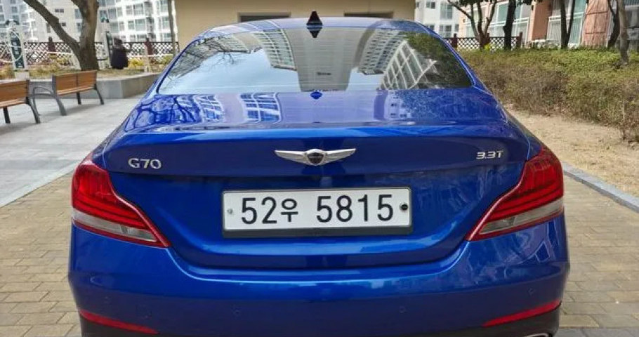 Genesis G70 