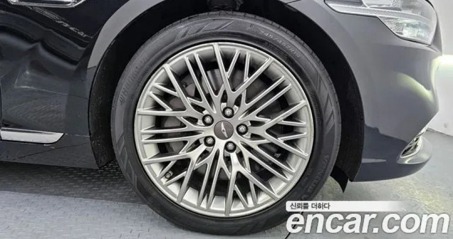 Genesis G90 
