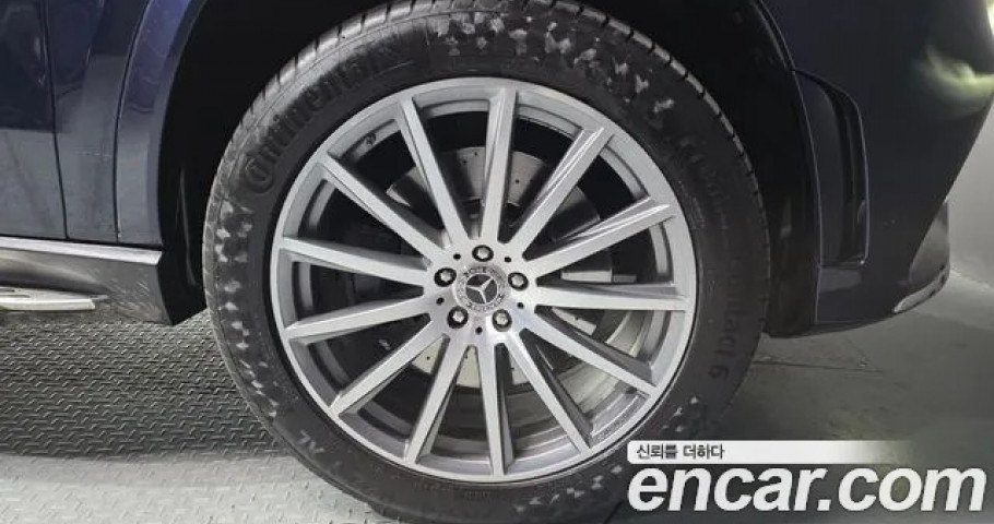 Mercedes-Benz Gls-Class 