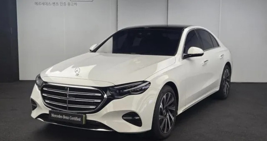 Mercedes-Benz E-Class 