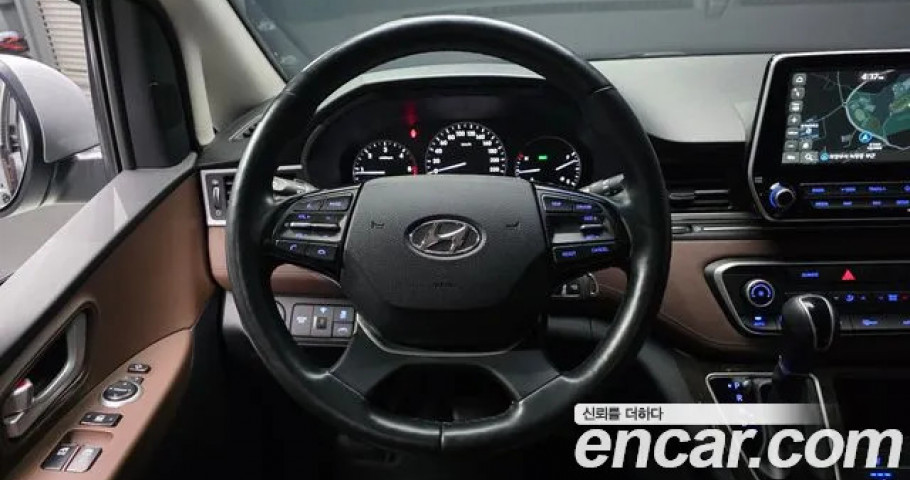 Hyundai Starex 