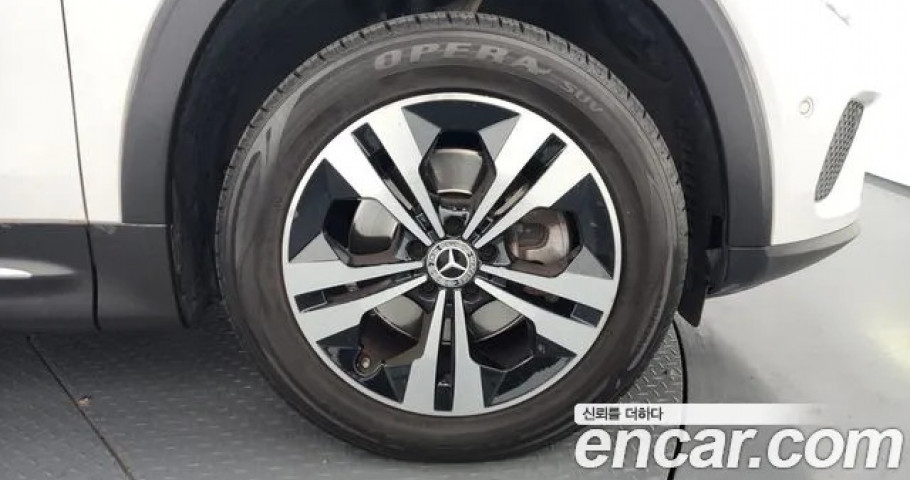 Mercedes-Benz Glb-Class 