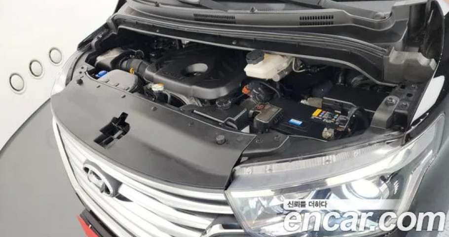 Hyundai Starex 