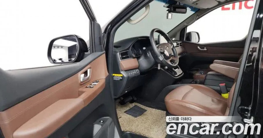 Hyundai Starex 