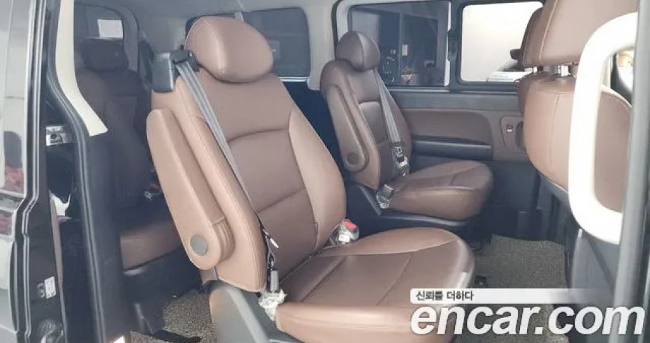 Hyundai Starex 