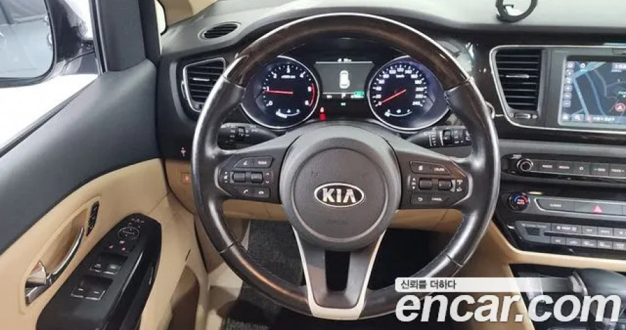Kia Carnival 