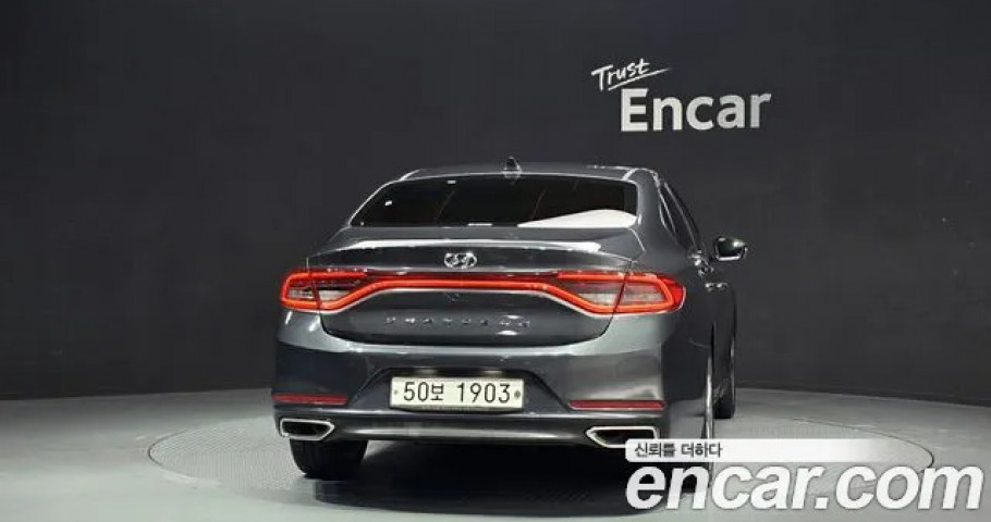 Hyundai Grandeur 