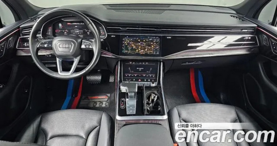 Audi Q7 