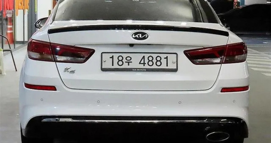 Kia K5 