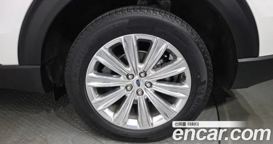 Ford Explorer 