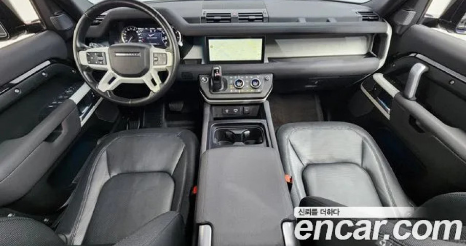 Land Rover Defender 