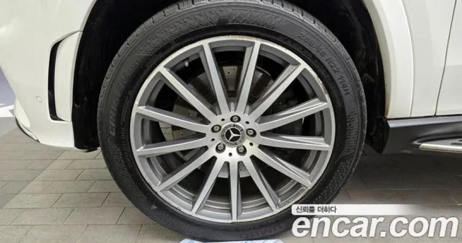 Mercedes-Benz Gls-Class 