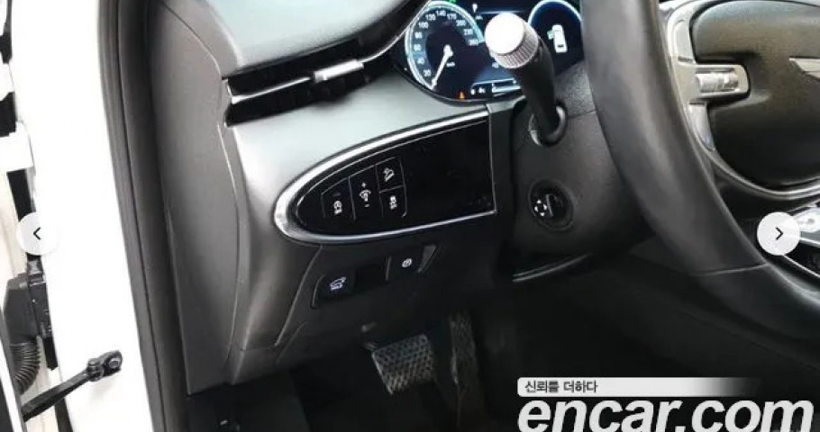 Genesis Gv70 