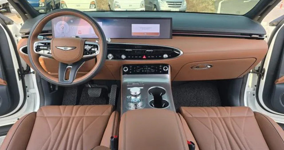 Genesis Gv70 