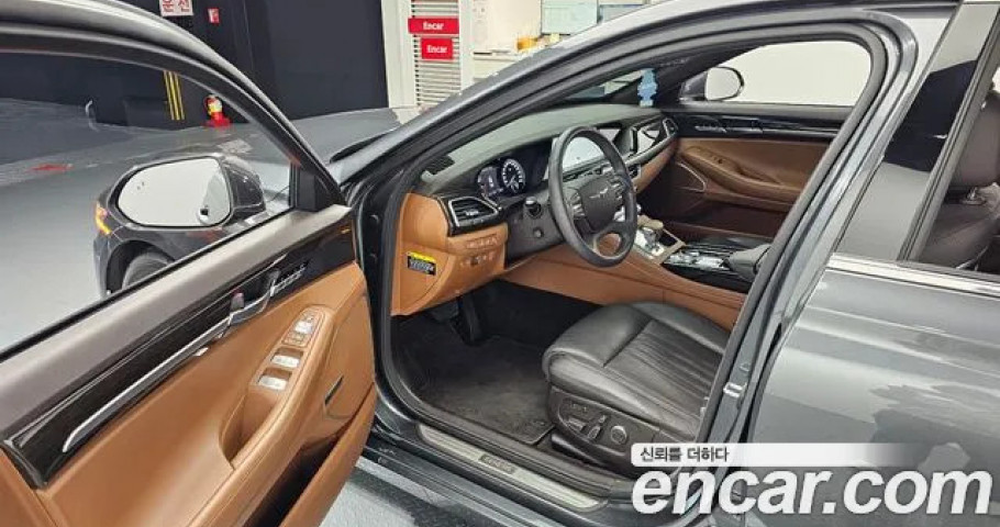 Genesis G90 