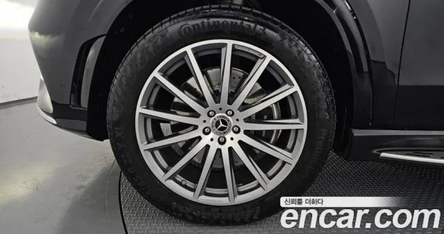 Mercedes-Benz Gls-Class 