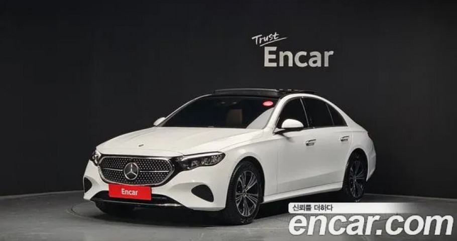 Mercedes-Benz E-Class 