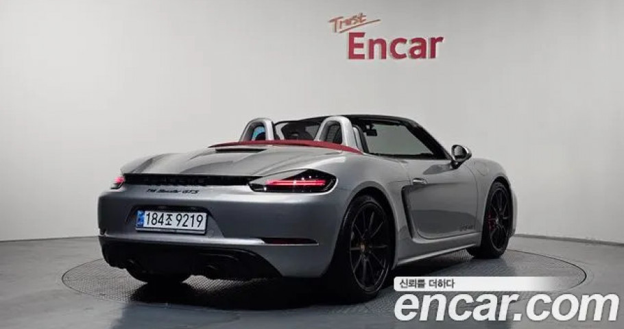 Porsche 718 