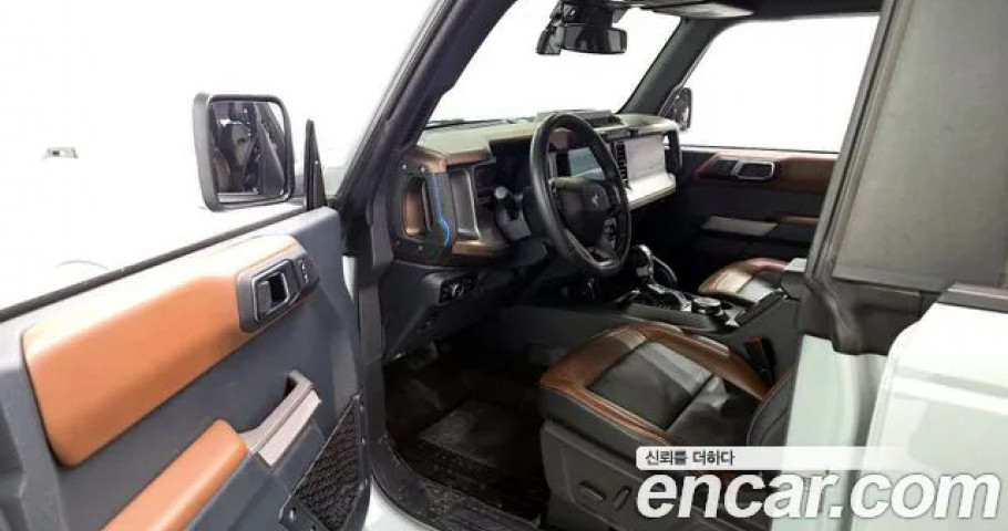 Ford Bronco 