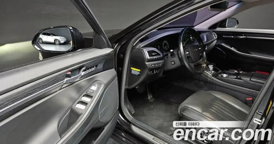 Genesis G90 
