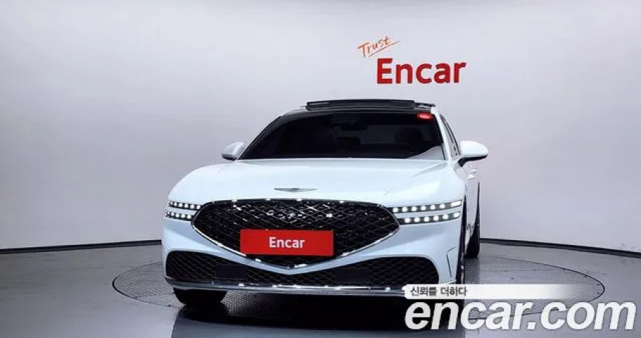 Genesis G90 
