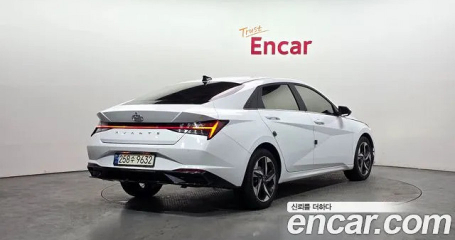 Hyundai Avante 