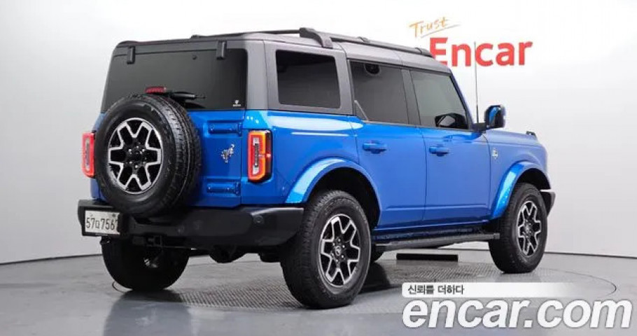 Ford Bronco 