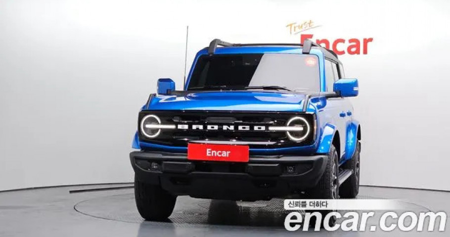 Ford Bronco 
