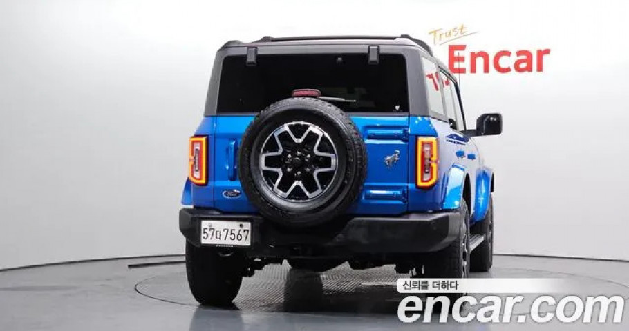 Ford Bronco 