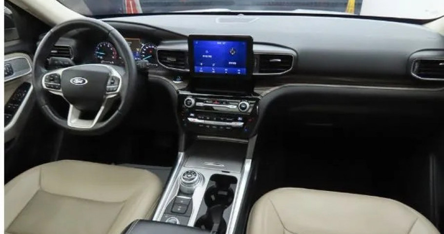 Ford Explorer 